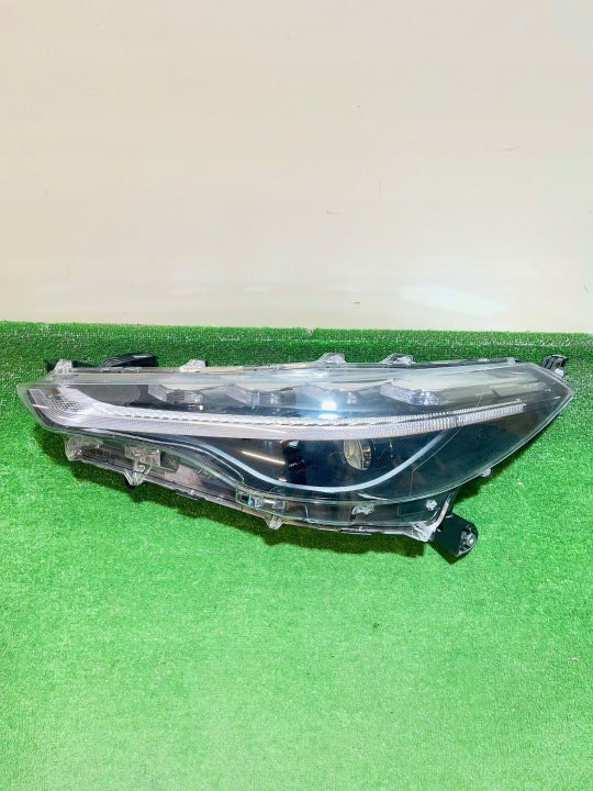 Frontscheinwerfer Toyota Corolla 811500A250 Links Scheinwerfer Headlight SCH5305889796ou