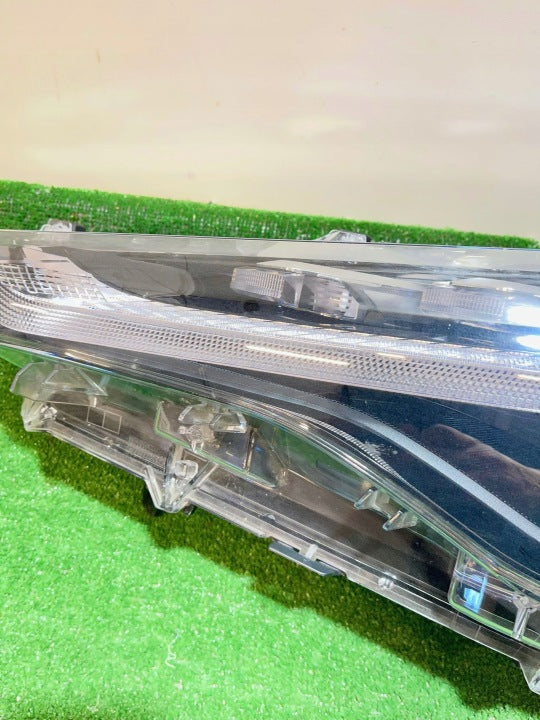 Frontscheinwerfer Toyota Corolla 811500A250 Links Scheinwerfer Headlight SCH5305889796ou