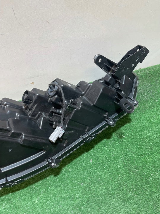 Frontscheinwerfer Toyota Corolla 811500A250 Links Scheinwerfer Headlight SCH5305889796ou