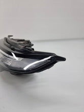 Laden Sie das Bild in den Galerie-Viewer, Frontscheinwerfer Land Rover Range Evoque L538 BJ3213W030AC Links Headlight SCH5310105128pf