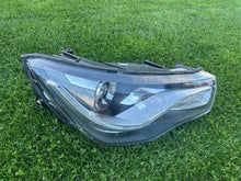 Laden Sie das Bild in den Galerie-Viewer, Frontscheinwerfer Audi A1 8X0941044 Rechts Scheinwerfer Headlight SCH5311066725yk
