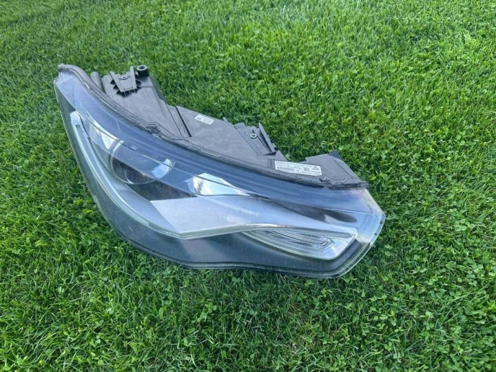 Frontscheinwerfer Audi A1 8X0941044 Rechts Scheinwerfer Headlight SCH5311066725yk