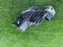 Laden Sie das Bild in den Galerie-Viewer, Frontscheinwerfer Audi A1 8X0941044 Rechts Scheinwerfer Headlight SCH5311066725yk