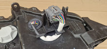 Laden Sie das Bild in den Galerie-Viewer, Frontscheinwerfer Mazda 3 BCJH-51040 Links Scheinwerfer Headlight SCH5311236049ax