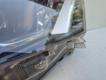 Laden Sie das Bild in den Galerie-Viewer, Frontscheinwerfer Toyota IV ZWW1649 Rechts Scheinwerfer Headlight SCH5313036083df