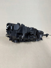 Laden Sie das Bild in den Galerie-Viewer, Frontscheinwerfer Skoda Scala 657941015A LED Links Scheinwerfer Headlight SCH5313879324jd