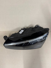 Laden Sie das Bild in den Galerie-Viewer, Frontscheinwerfer Skoda Scala 657941015A LED Links Scheinwerfer Headlight SCH5313879324jd