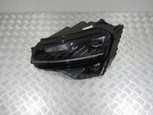 Laden Sie das Bild in den Galerie-Viewer, Frontscheinwerfer Skoda Karoq 57B941015F LED Links Scheinwerfer Headlight SCH5315802261me