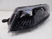 Laden Sie das Bild in den Galerie-Viewer, Frontscheinwerfer Skoda Octavia III 5E1941015B Xenon Links Headlight SCH5323886625us