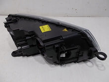 Laden Sie das Bild in den Galerie-Viewer, Frontscheinwerfer Skoda Octavia III 5E1941015B Xenon Links Headlight SCH5323886625us
