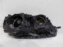 Laden Sie das Bild in den Galerie-Viewer, Frontscheinwerfer Skoda Octavia III 5E1941015B Xenon Links Headlight SCH5323886625us