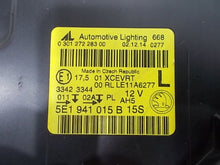 Laden Sie das Bild in den Galerie-Viewer, Frontscheinwerfer Skoda Octavia III 5E1941015B Xenon Links Headlight SCH5323886625us