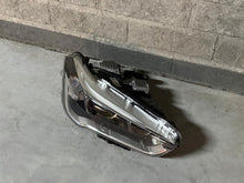 Load image into Gallery viewer, Frontscheinwerfer BMW X1 F48 7430470-02 LED Rechts Scheinwerfer Headlight SCH5326075664cm