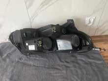 Load image into Gallery viewer, Frontscheinwerfer Toyota Proace Verso 9847198380 Links Scheinwerfer Headlight SCH5330160251zz