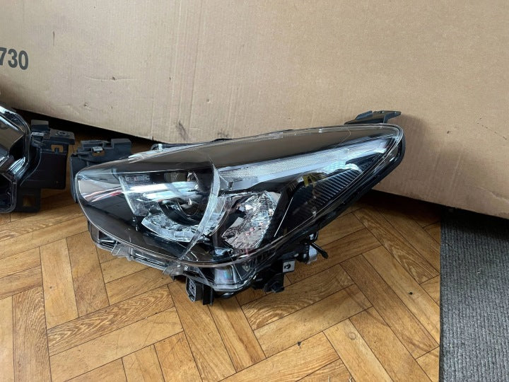 Frontscheinwerfer Mazda 2 Dj 85122000 Ein Satz Scheinwerfer Headlight SCH5332848635oj