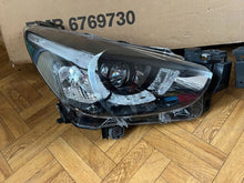 Load image into Gallery viewer, Frontscheinwerfer Mazda 2 Dj 85122000 Ein Satz Scheinwerfer Headlight SCH5332848635oj