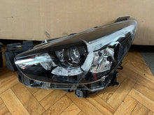 Load image into Gallery viewer, Frontscheinwerfer Mazda 2 Dj 85122000 Ein Satz Scheinwerfer Headlight SCH5332848635oj