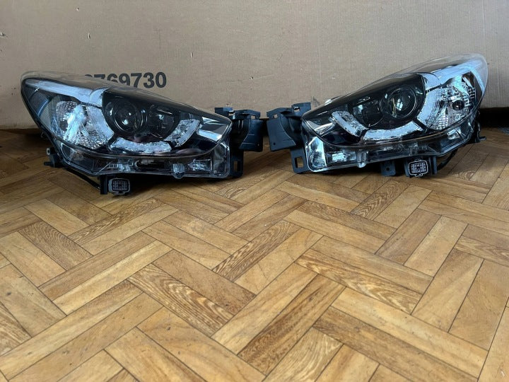 Frontscheinwerfer Mazda 2 Dj 85122000 Ein Satz Scheinwerfer Headlight SCH5332848635oj