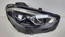 Laden Sie das Bild in den Galerie-Viewer, Frontscheinwerfer Mercedes-Benz W206 A2069067203 Rechts Scheinwerfer Headlight SCH5336330923qy