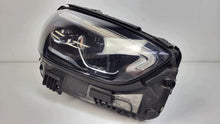 Laden Sie das Bild in den Galerie-Viewer, Frontscheinwerfer Mercedes-Benz W206 A2069067203 Rechts Scheinwerfer Headlight SCH5336330923qy