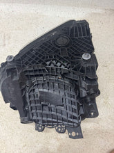 Laden Sie das Bild in den Galerie-Viewer, Frontscheinwerfer Porsche Taycan 9J1941032E Rechts Scheinwerfer Headlight SCH5344084964av