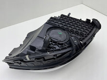 Laden Sie das Bild in den Galerie-Viewer, Frontscheinwerfer Mercedes-Benz W206 A2069068104 LED Links Headlight SCH5344138752aw