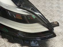 Laden Sie das Bild in den Galerie-Viewer, Frontscheinwerfer Tesla 151495200D1514952-00-D Ein Satz Scheinwerfer Headlight SCH5348231066tr