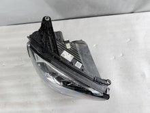 Laden Sie das Bild in den Galerie-Viewer, Frontscheinwerfer Mercedes-Benz W213 A2139060210 LED Rechts Headlight SCH5348863197qd