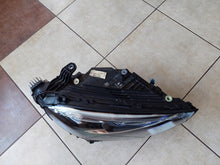 Laden Sie das Bild in den Galerie-Viewer, Frontscheinwerfer Mercedes-Benz Glc A2549066802- Rechts Scheinwerfer Headlight SCH5353653371ui