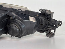 Laden Sie das Bild in den Galerie-Viewer, Frontscheinwerfer Mazda II BHR151040 Links Scheinwerfer Headlight SCH5358899388co