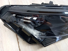 Laden Sie das Bild in den Galerie-Viewer, Frontscheinwerfer Skoda Enyaq 5LB941016A Rechts Scheinwerfer Headlight SCH5360012411go