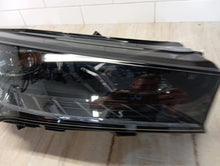 Laden Sie das Bild in den Galerie-Viewer, Frontscheinwerfer Skoda Enyaq 5LB941016A Rechts Scheinwerfer Headlight SCH5360012411go