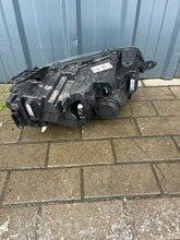 Laden Sie das Bild in den Galerie-Viewer, Frontscheinwerfer Dacia Duster 260602515R Ein Satz Scheinwerfer Headlight SCH5364449815cf