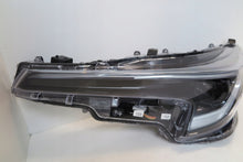 Laden Sie das Bild in den Galerie-Viewer, Frontscheinwerfer Toyota Corolla 81150-02X10 LED Links Scheinwerfer Headlight SCH5366545099td
