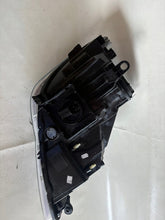 Laden Sie das Bild in den Galerie-Viewer, Frontscheinwerfer Seat Leon 5f1 5F1941007F LED Links Scheinwerfer Headlight SCH5377669876tb