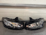 Frontscheinwerfer BMW 2 Active Tourer U06 5A42243 5A42244 Ein Satz Headlight