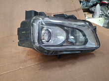 Laden Sie das Bild in den Galerie-Viewer, Frontscheinwerfer Hyundai Kona 92102J9050 Rechts Scheinwerfer Headlight SCH5379781239lj