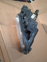 Laden Sie das Bild in den Galerie-Viewer, Frontscheinwerfer Hyundai Kona 92102J9050 Rechts Scheinwerfer Headlight SCH5379781239lj