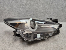 Laden Sie das Bild in den Galerie-Viewer, Frontscheinwerfer Mazda III B63C-51030-SCZ LED Rechts Scheinwerfer Headlight SCH5385291897pc