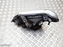 Laden Sie das Bild in den Galerie-Viewer, Frontscheinwerfer Nissan Navara 260105X00B Rechts Scheinwerfer Headlight SCH5403381107js