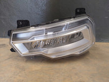 Laden Sie das Bild in den Galerie-Viewer, Frontscheinwerfer Daf 2188982 LED Links Scheinwerfer Headlight SCH5403844267wu