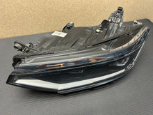Load image into Gallery viewer, Frontscheinwerfer VW Passat B8 3G1941081T Links Scheinwerfer Headlight SCH5405089140oq