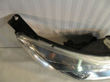 Load image into Gallery viewer, Frontscheinwerfer Ford Focus BM51-13D154-AE Xenon Rechts Scheinwerfer Headlight SCH5408593343zd