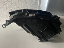 Laden Sie das Bild in den Galerie-Viewer, Frontscheinwerfer Skoda Kamiq 658941015D Full LED Links Scheinwerfer Headlight SCH5410936306rs