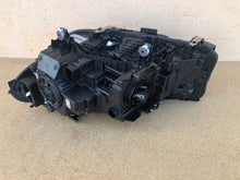 Laden Sie das Bild in den Galerie-Viewer, Frontscheinwerfer BMW 5 G30 8499122 Rechts Scheinwerfer Headlight SCH5411512371gk