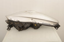 Laden Sie das Bild in den Galerie-Viewer, Frontscheinwerfer Ford Kuga GV41-13008-GA Xenon Rechts Scheinwerfer Headlight SCH5412125176rb