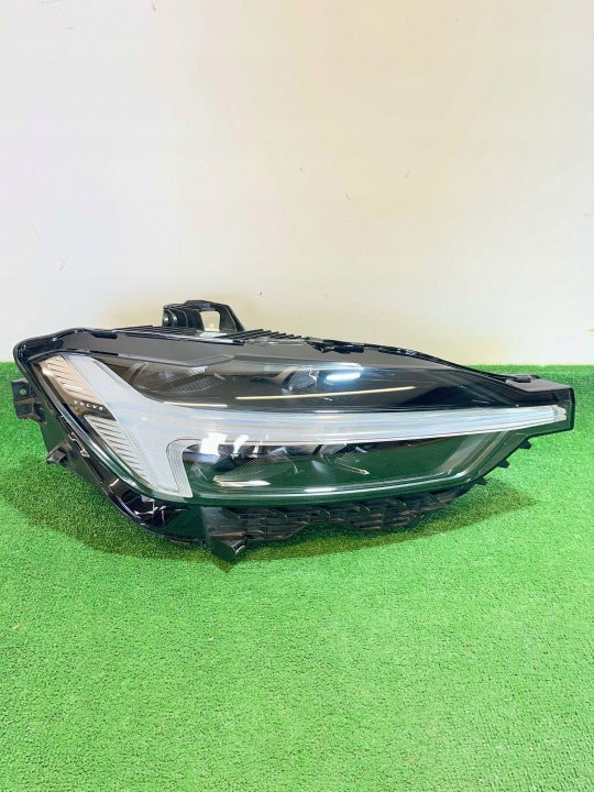 Frontscheinwerfer Volvo 32420440 Rechts Scheinwerfer Headlight SCH5413809781vx