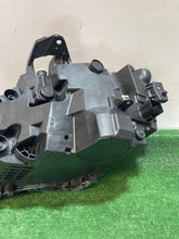 Load image into Gallery viewer, Frontscheinwerfer Volvo 32420440 Rechts Scheinwerfer Headlight SCH5413809781vx