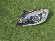 Laden Sie das Bild in den Galerie-Viewer, Frontscheinwerfer Volvo Xc60 31358105 Links Scheinwerfer Headlight SCH5421103034ay