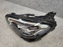 Laden Sie das Bild in den Galerie-Viewer, Frontscheinwerfer Mercedes-Benz W213 A2139067509 LED Links Headlight SCH5425039483tn